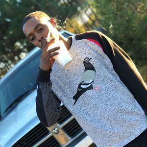 Meet your Posher, Joshawa